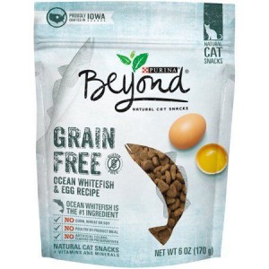 Purina Beyond Grain Free Cat Treats Ocean Whitefish & Egg Recipe Natural 2.1 oz. Pouch